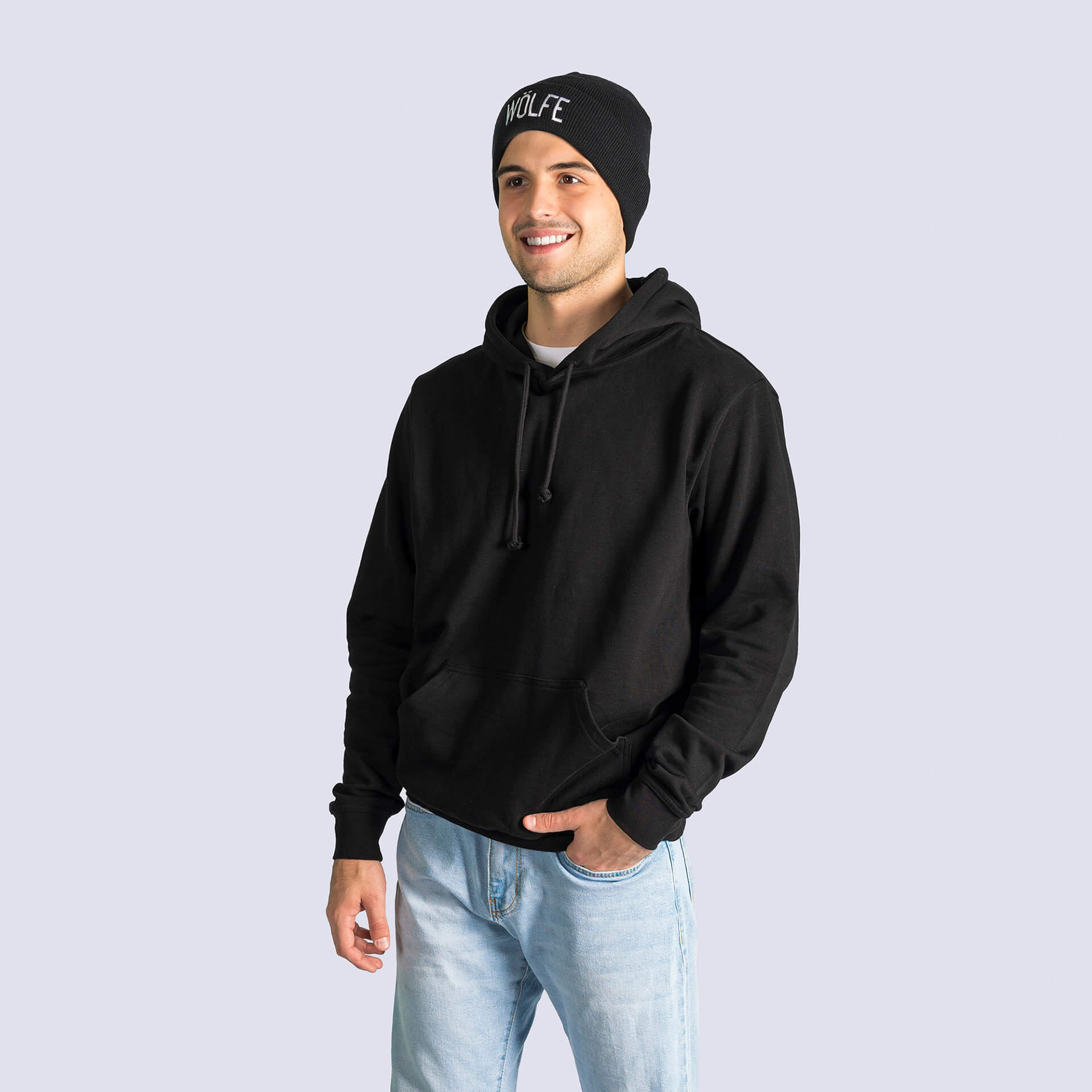 Schwarze Mütze von den Wölfen