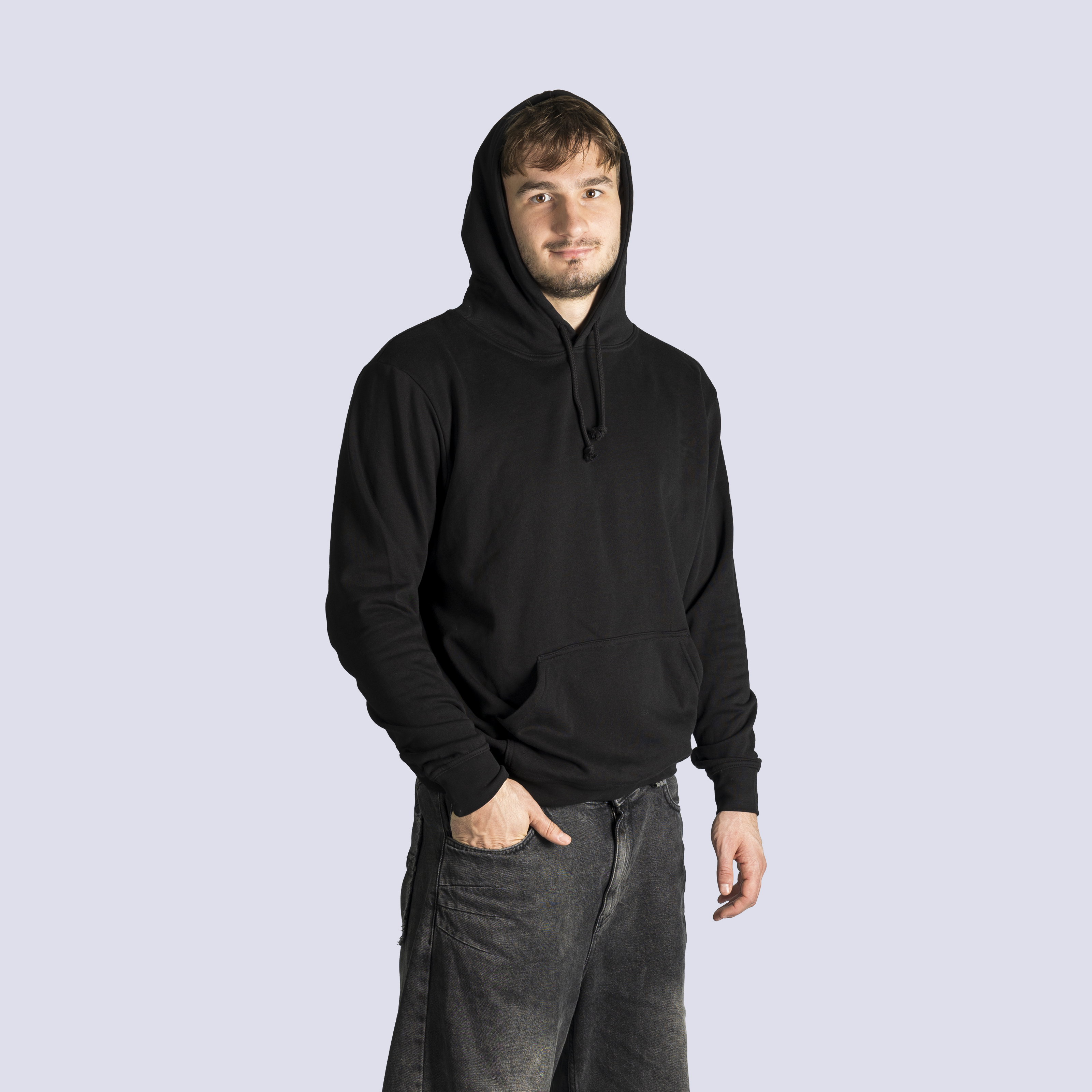 Schwarzer Hoodie von den Wölfen